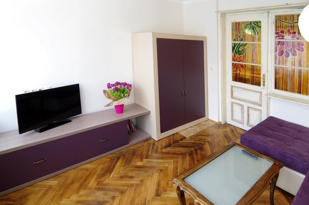 Art Guesthouse Vintage Burgas by Eksteriør bilde